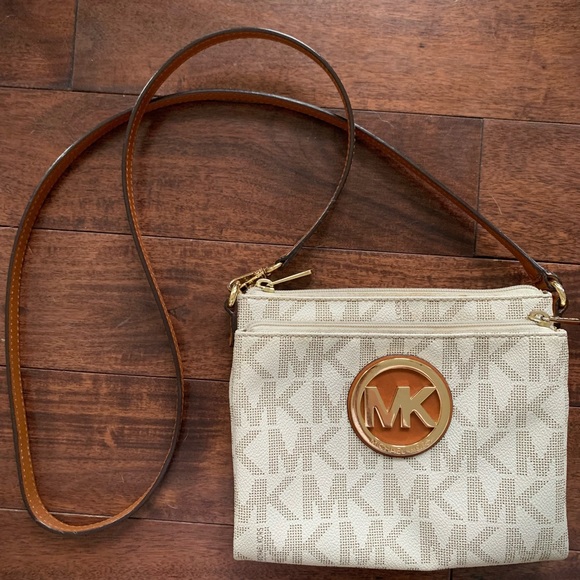 MK Cream Leather Crossbody Bag - Picture 1 of 8